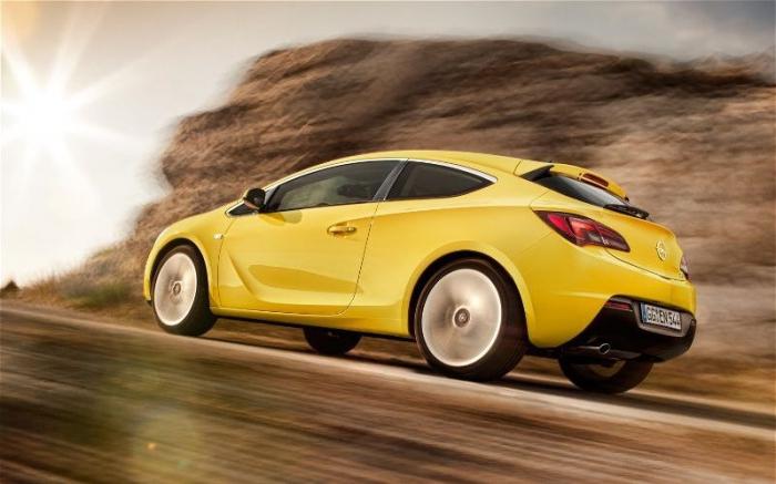 Opel Astra GTC: recenze a popis modelu