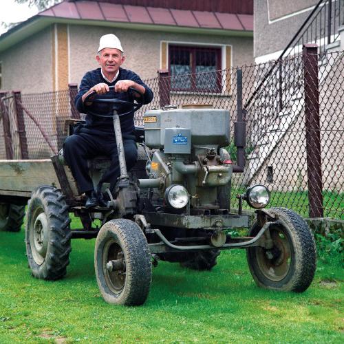 Mini traktor pro domácnost s vlastními rukama. Jak vyrobit mini traktor pro domácnost