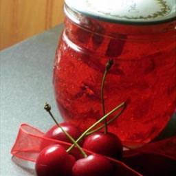 Cherry jam: recept na užitečnou sladkou a kyselou radost