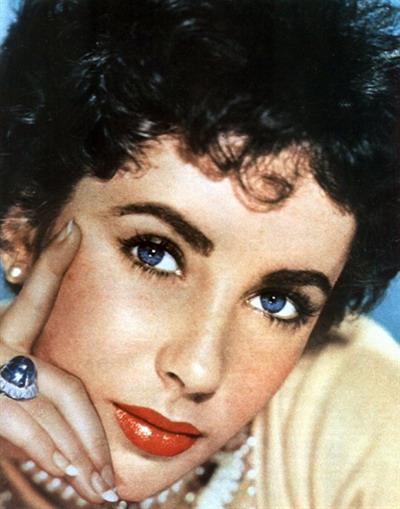 barva očí elizabeth taylor