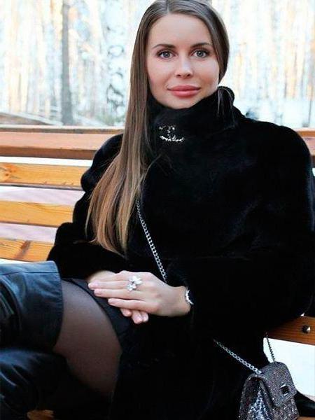 Yuliya Michailova: biografie a tvořivost
