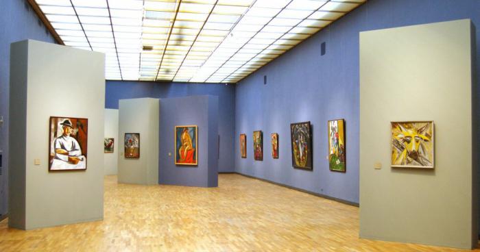 sály Tretyakovské galerie