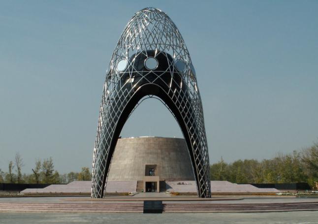 V jakém roce se Astana stala hlavním městem Kazachstánu? Které město bylo předtím hlavním městem?
