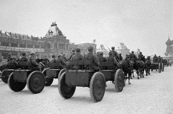 přehlídka Moskvy z roku 1941