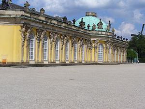 Palác Sanssouci v Postupimi