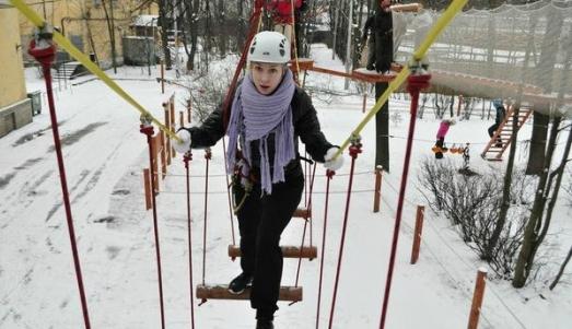 Lanový park na Krestovském - místo odpočinku jak pro děti, tak pro dospělé