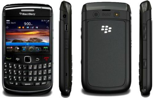 Přehled smartphonu BlackBerry Bold 9780