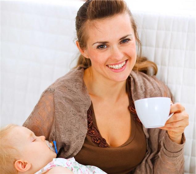 Může být kávu ošetřena matce?